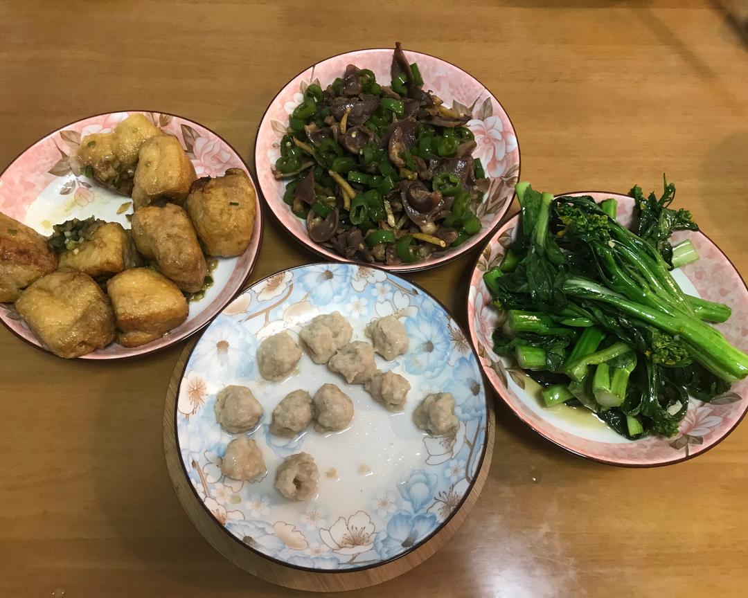 娘家午餐2022.10.4的做法