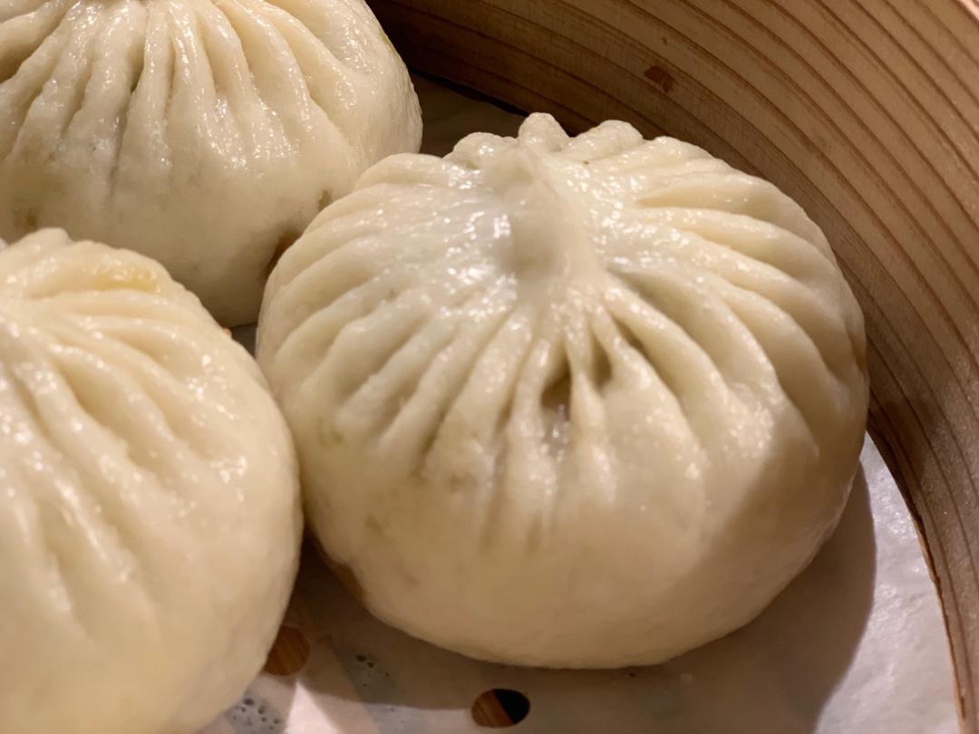 提褶茴香包子