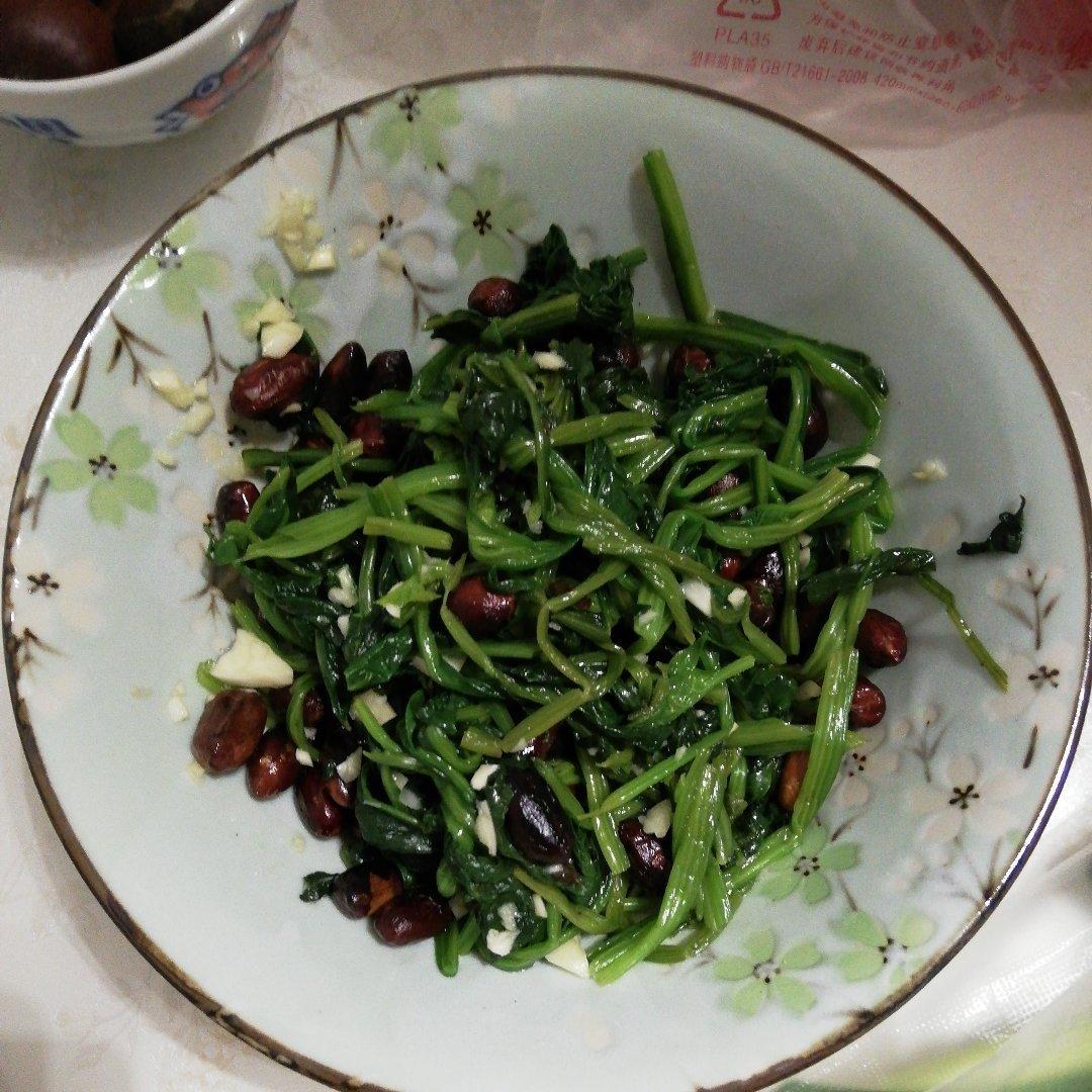 果仁菠菜