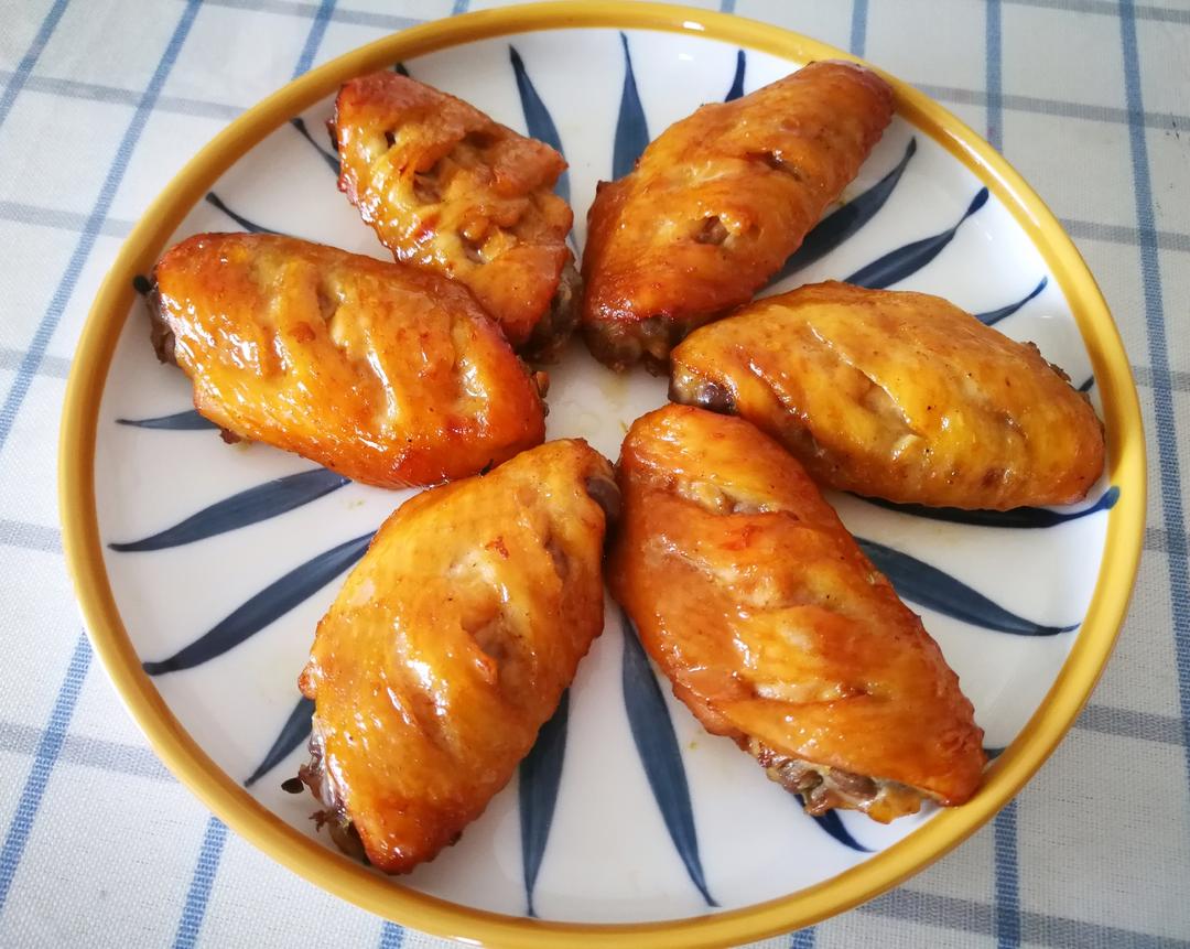 蜜汁烤鸡翅的做法