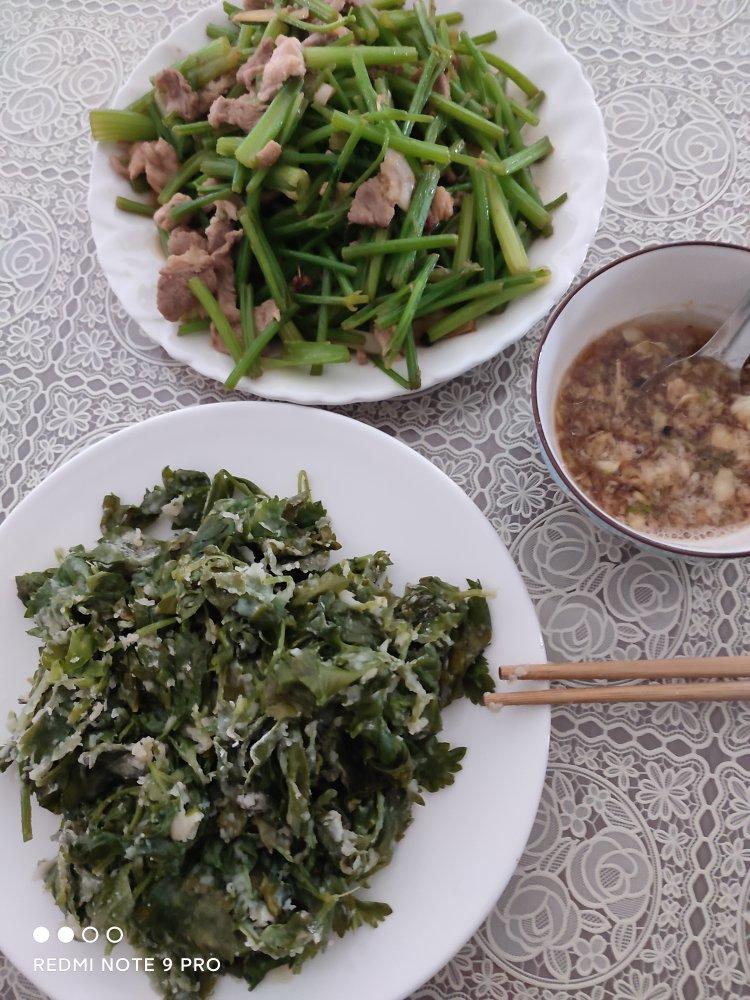 蒸芹菜叶