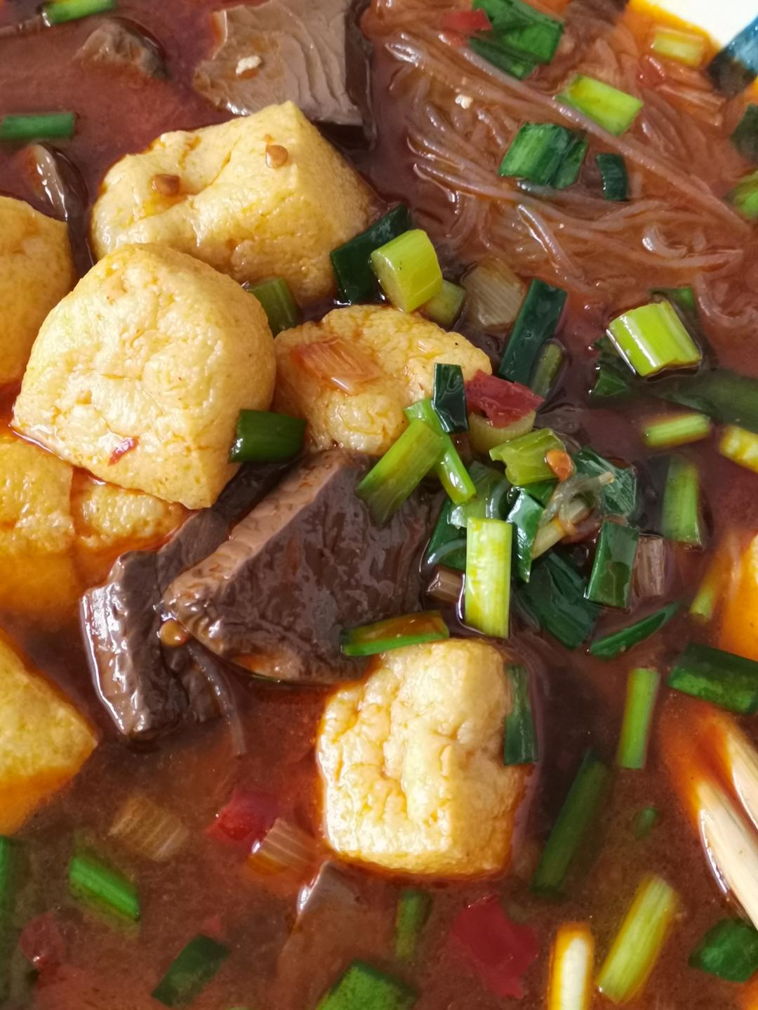 补铁鸭血粉丝汤