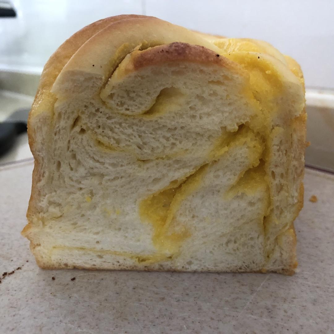 奶酥吐司