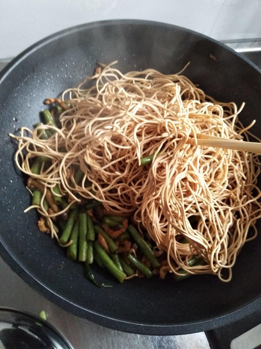 超详细的豆角肉丝焖面(正宗河南做法）