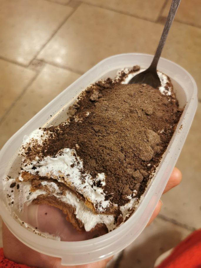 奥利奥咸奶油蛋糕盒子（烫面小四卷）