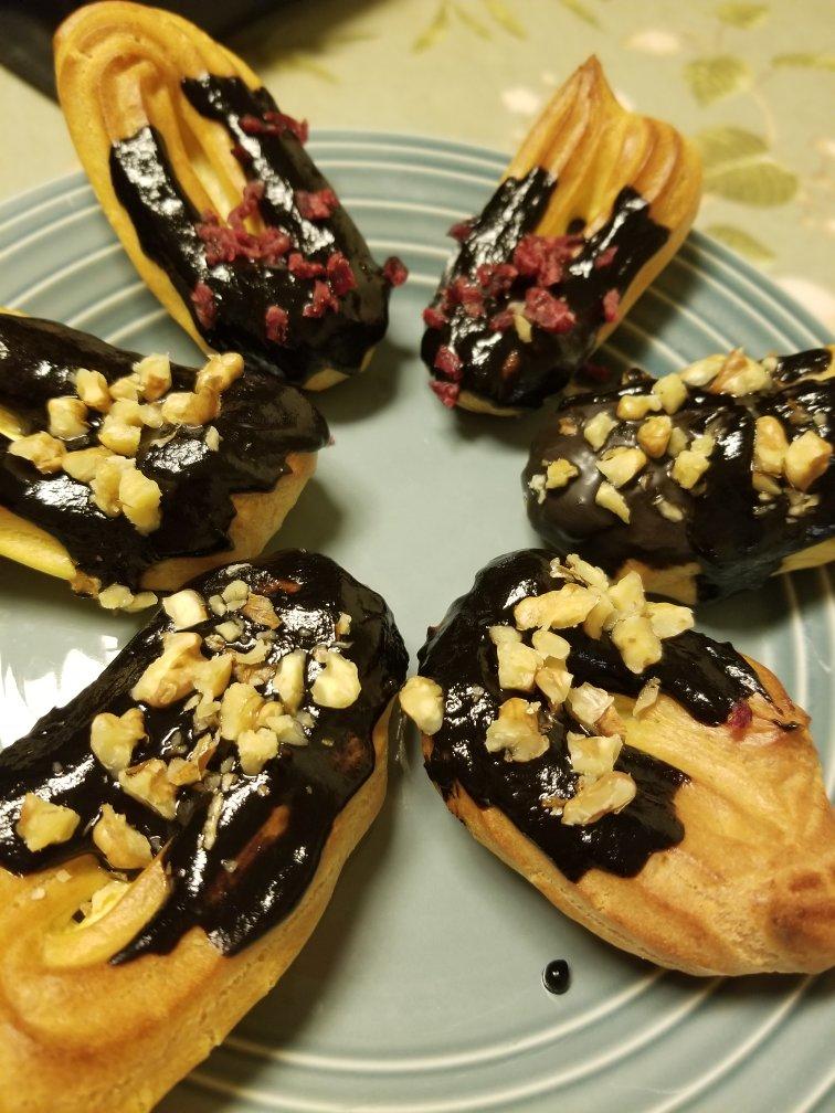 （视频菜谱）手指泡芙 Éclair／闪电泡芙