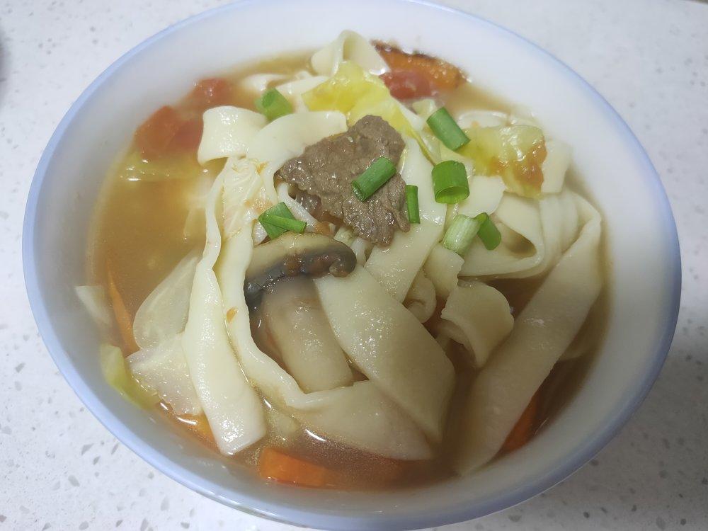 鸡蛋手擀面