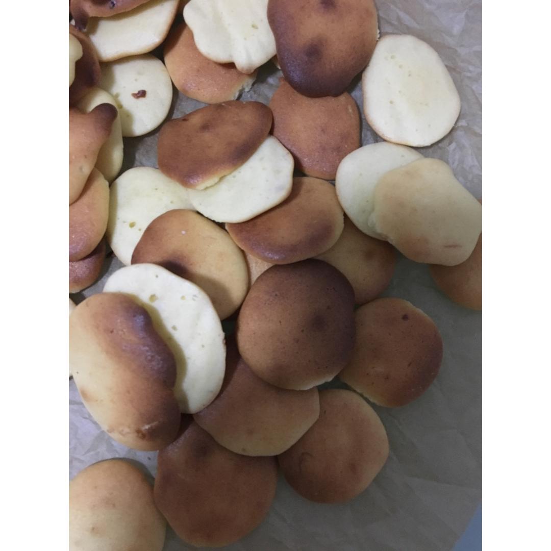蛋黄小西饼（烤箱做饼干，简单又好吃）