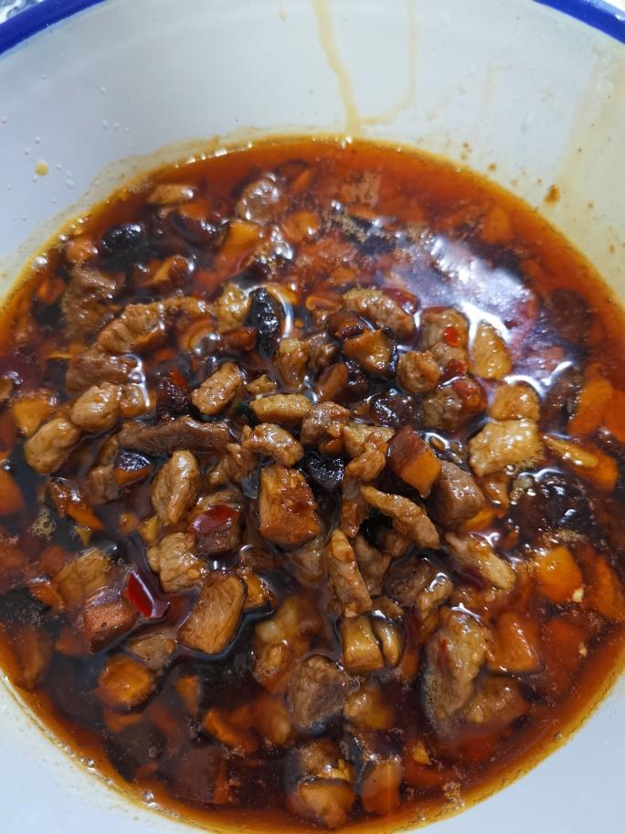 香菇肉丁哨子