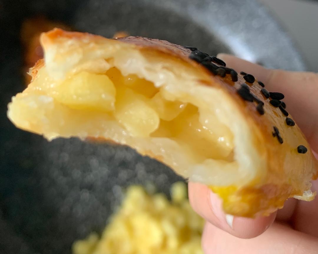 万能的手抓饼苹果派简单易做好吃