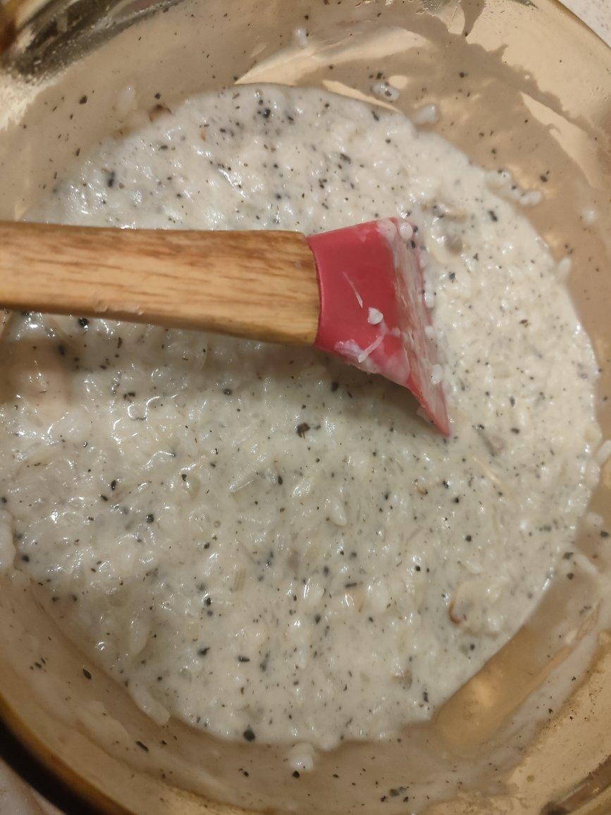 黑松露干酪蘑菇烩饭