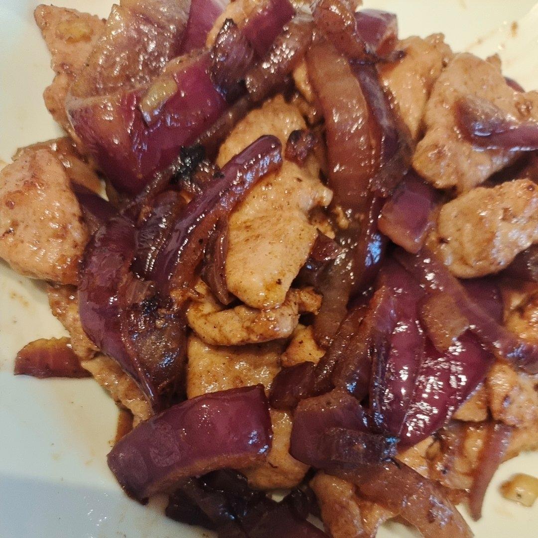 洋葱炒肉（宝宝爱吃）