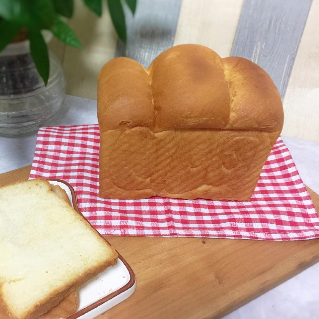 牛奶面包吐司