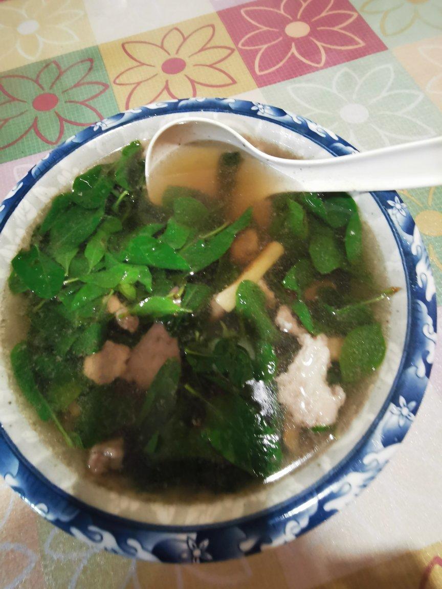 月子餐 菠菜猪肝汤