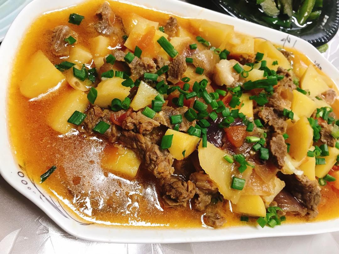 番茄土豆炖牛腩