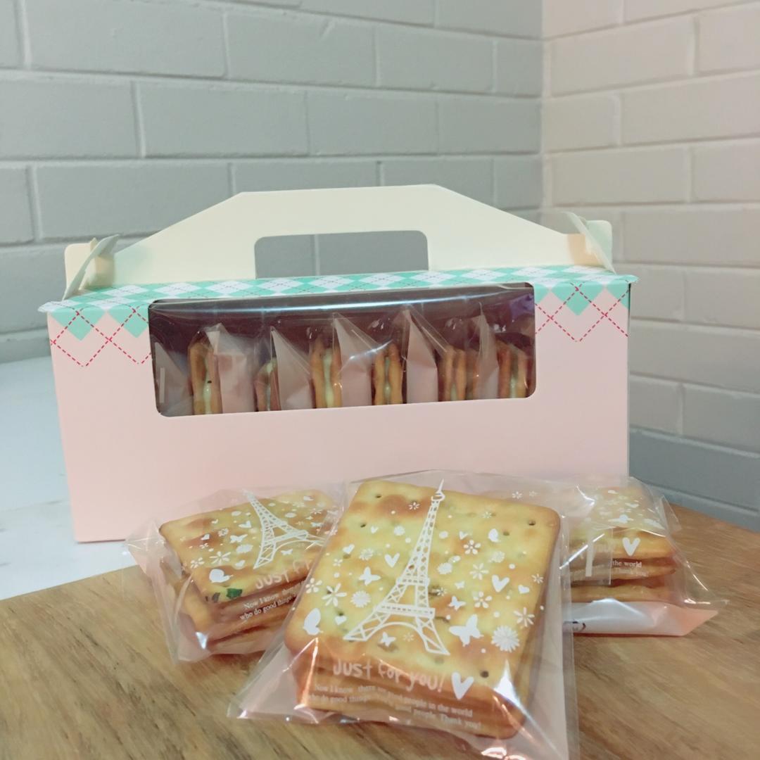 牛轧糖夹心苏打饼干
