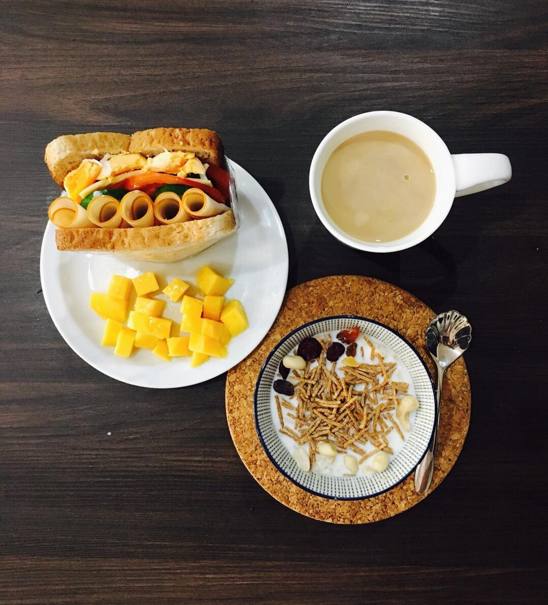 火腿芝士蛋三文治