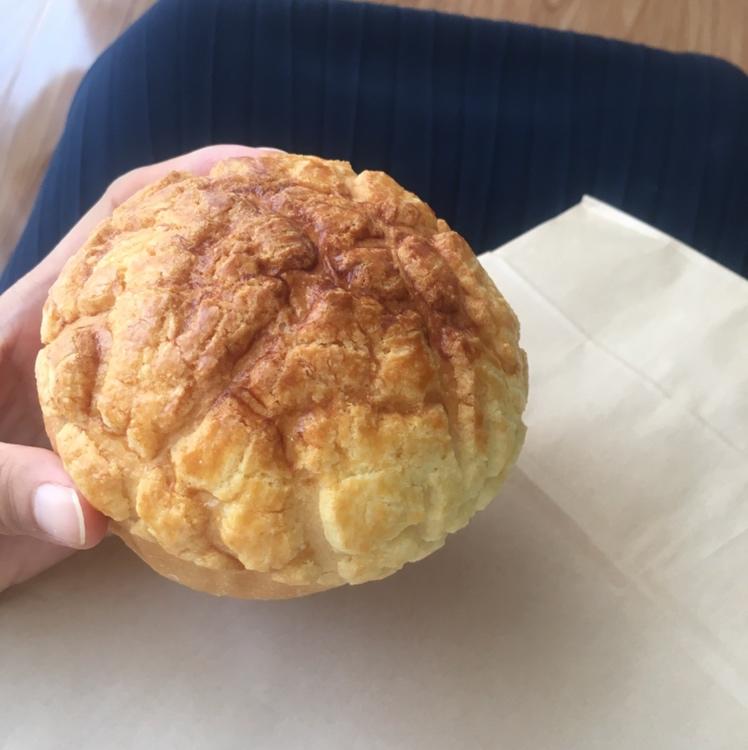 好吃到炸裂的港式菠萝包（附带制作酥皮的小视频）