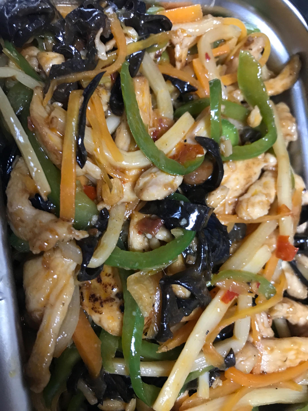 米饭🍚杀手鱼香鸡丝         （减脂期也可以吃）