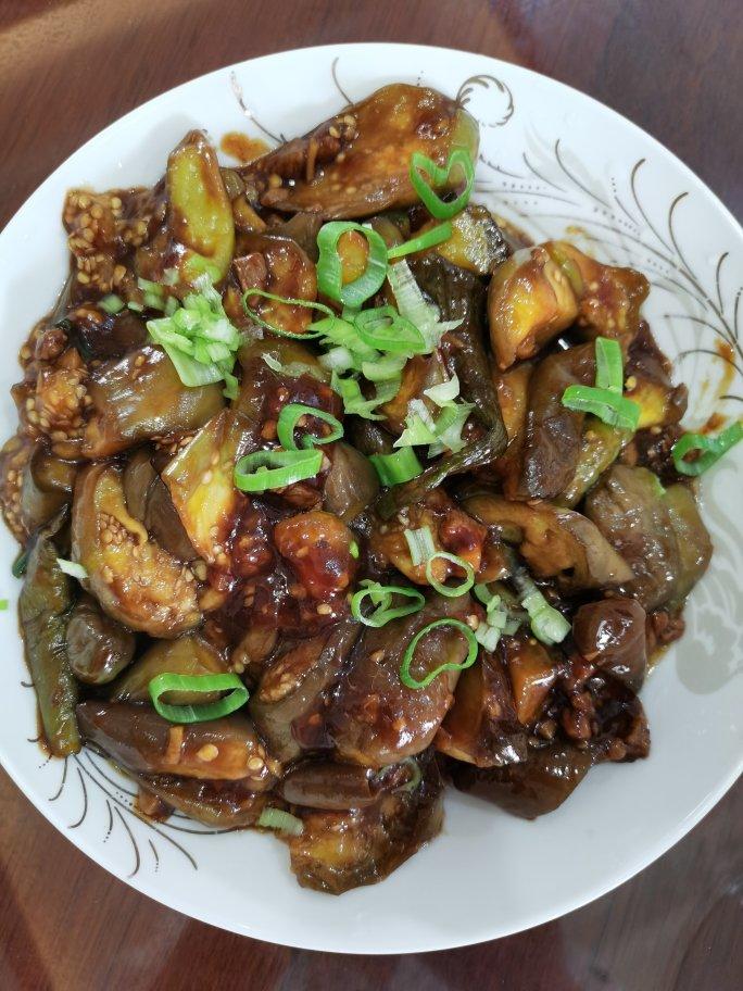 减肥省油又营养的快手肉沫烧茄子