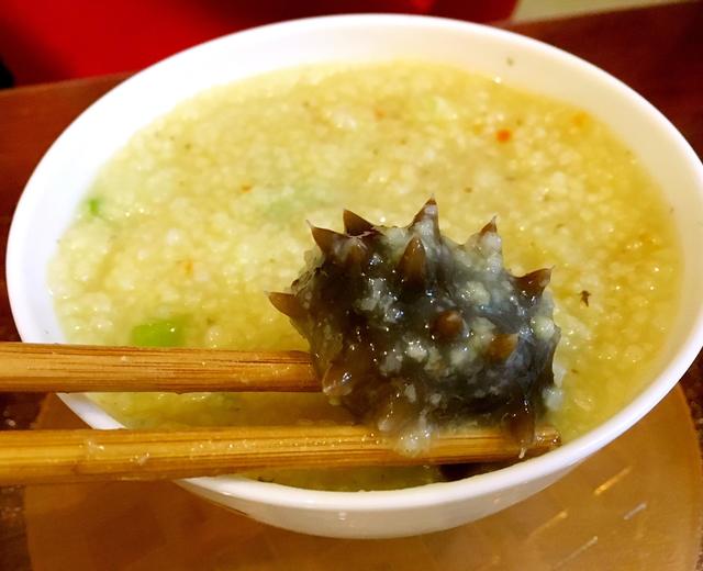 【起床就能吃】电饭锅版海参小米粥的做法