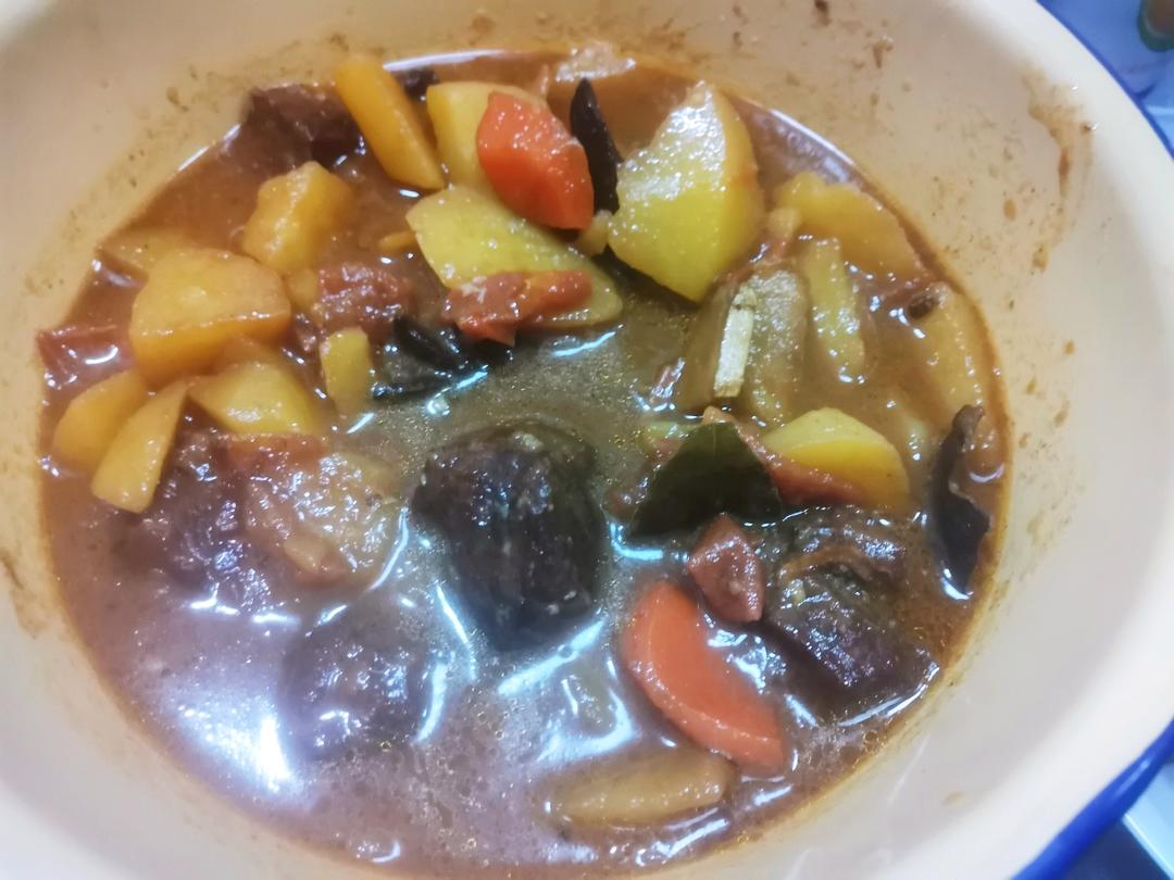 番茄土豆炖牛腩