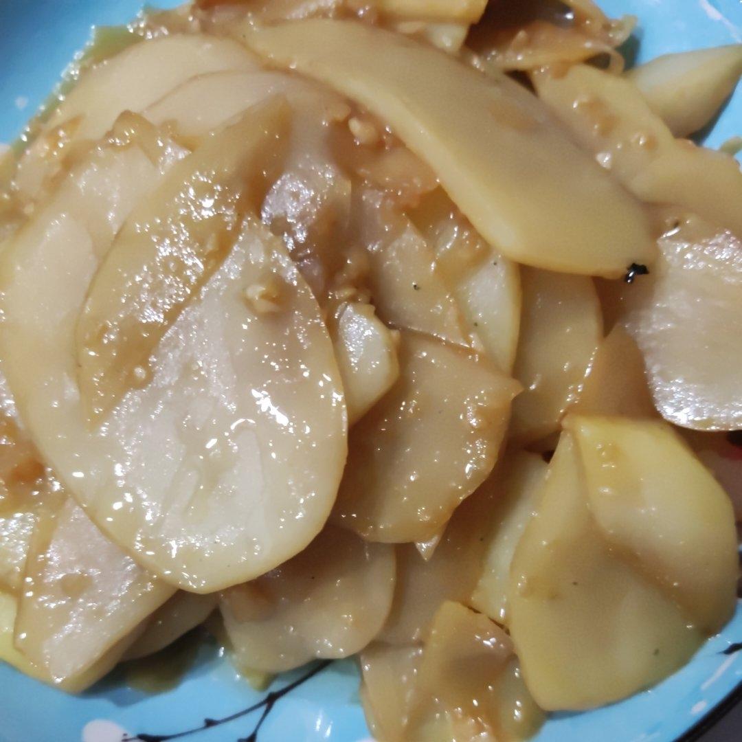 爆好吃的炒土豆片