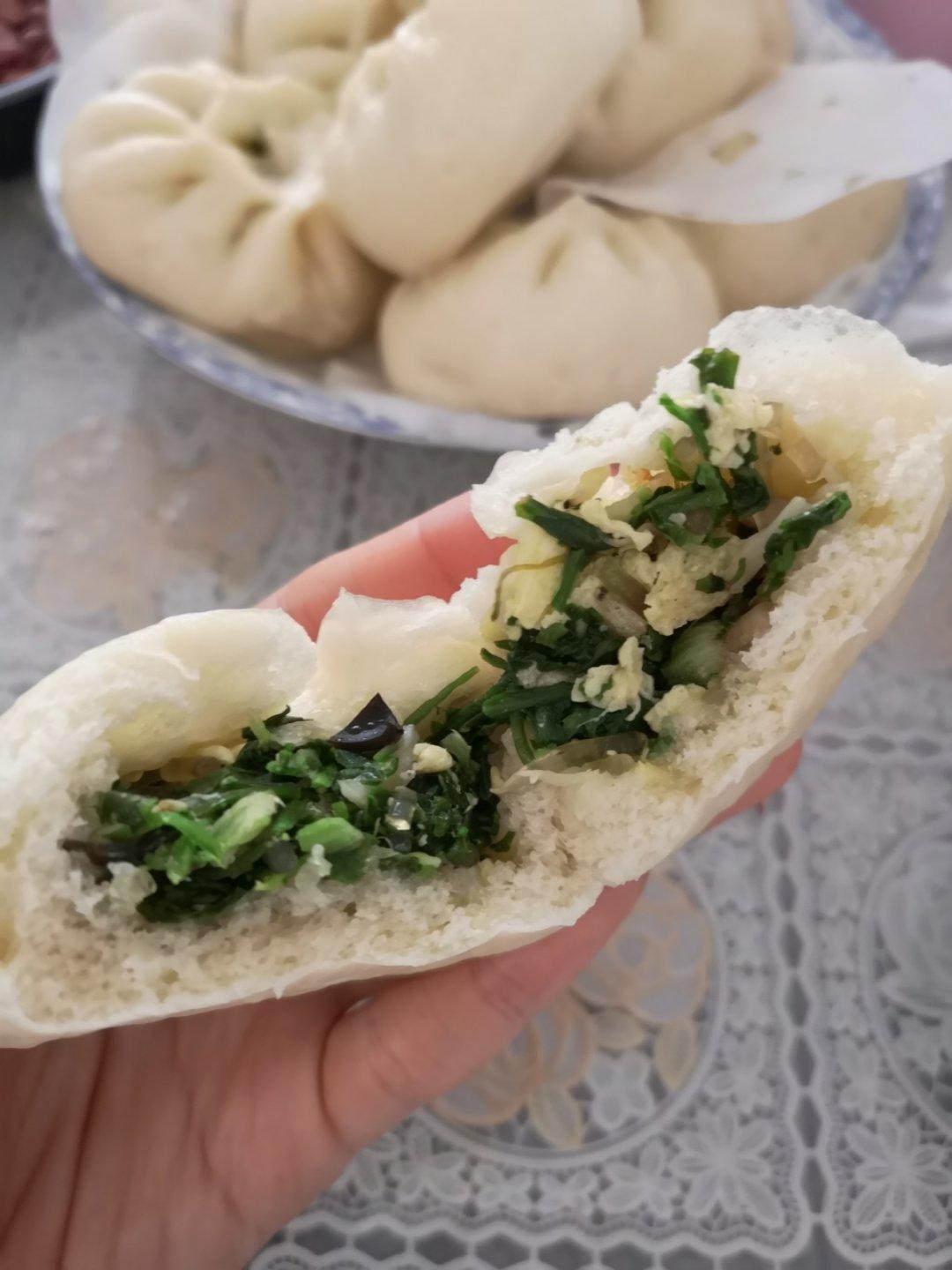 荠菜鸡蛋虾皮瑶柱粉丝饺子