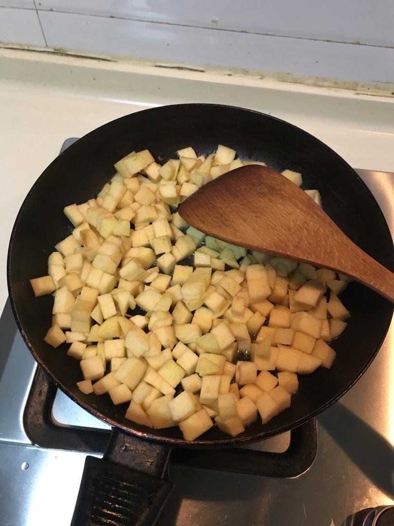 手抓饼版苹果派