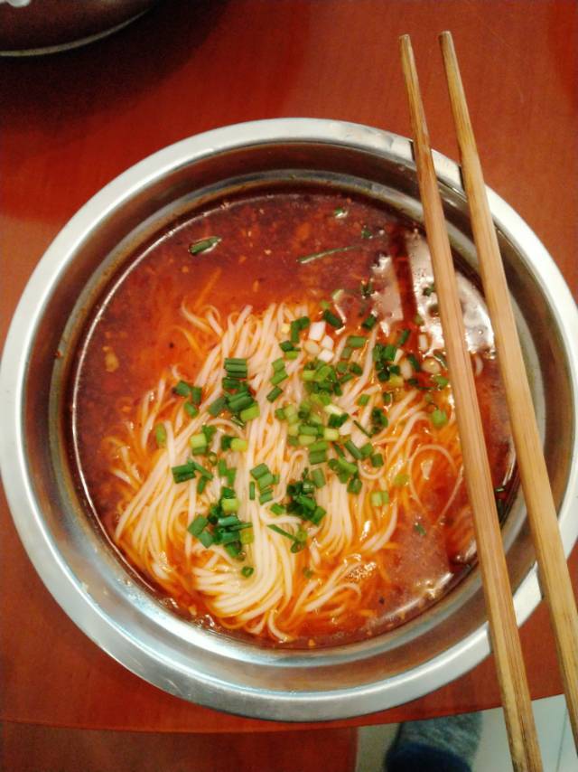 【简单快手酱油素面图片大全-大王王王王的简单快手酱油素面图片】