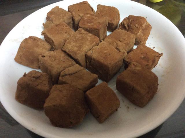 完胜85度C牛奶椰丝小方