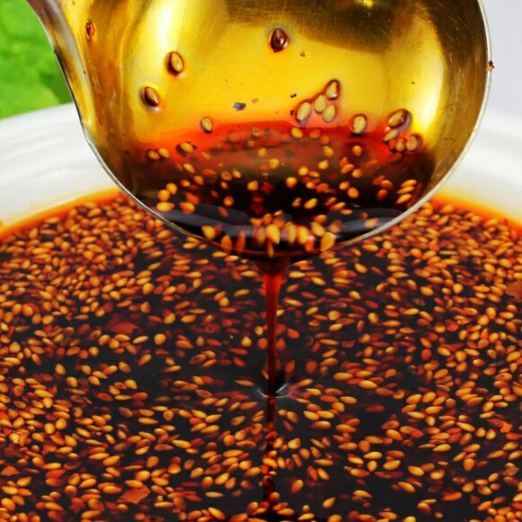 熬红油（做凉菜的红油）的做法