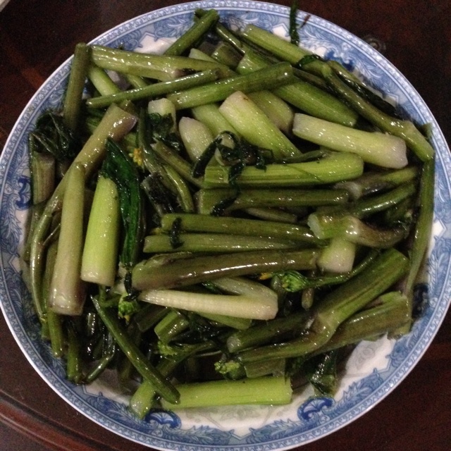 清炒红菜苔