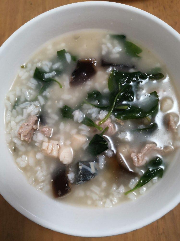 妈妈👩教我做的皮蛋瘦肉粥🥣简单快捷美味😋