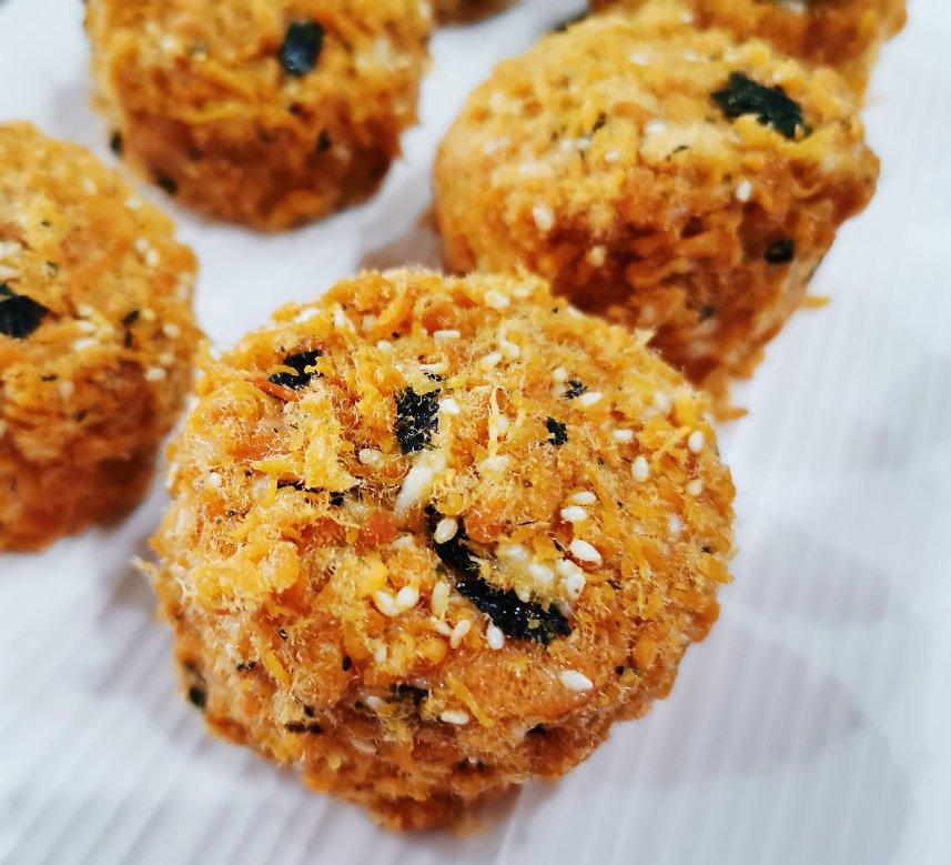 美味海苔肉松小贝