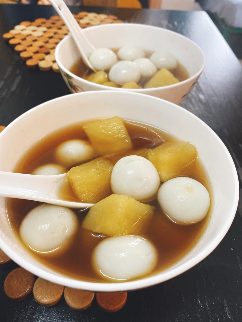 cookingccc做的黑糖番薯汤圆糖水