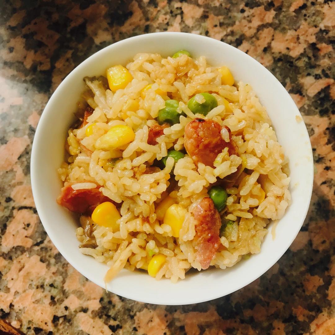 腊味煲仔饭（电饭煲版）