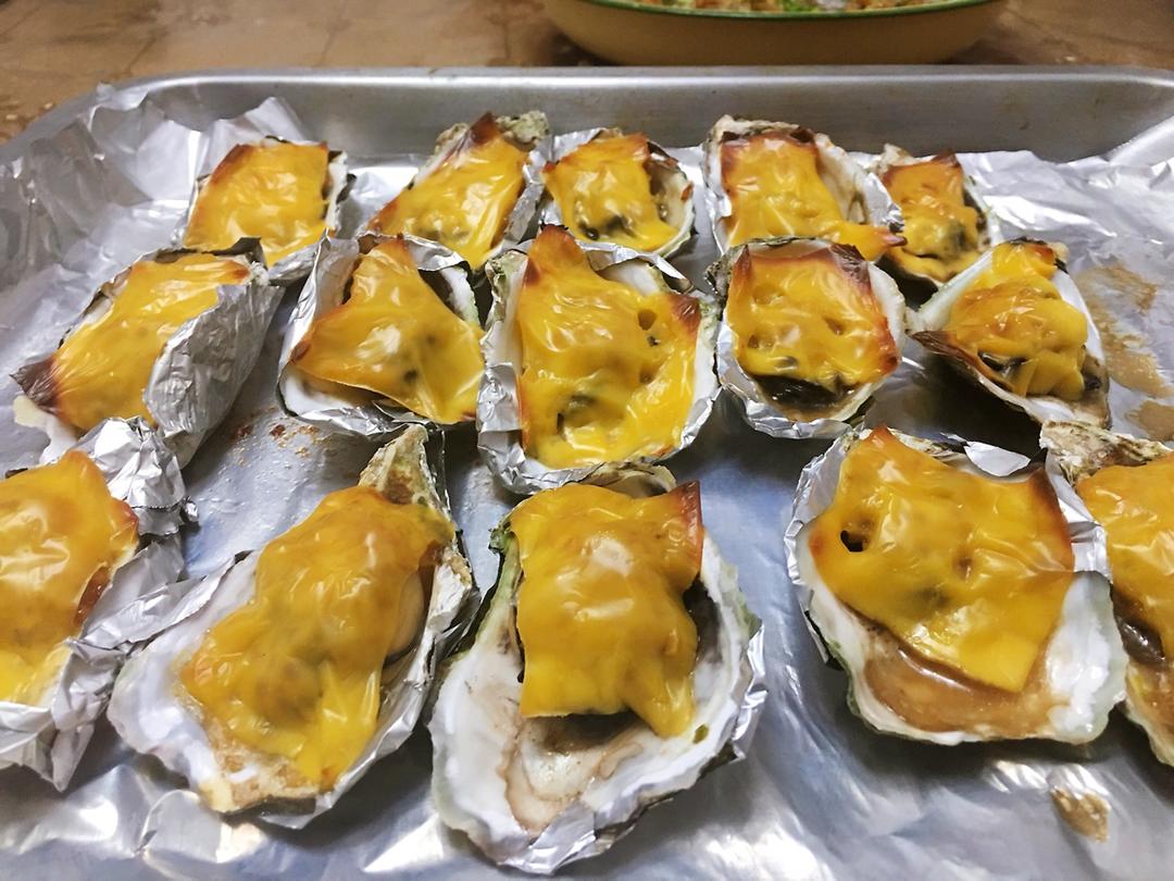 蒜香芝士焗生蚝