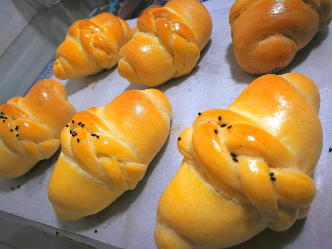 美味肠仔包 香肠面包