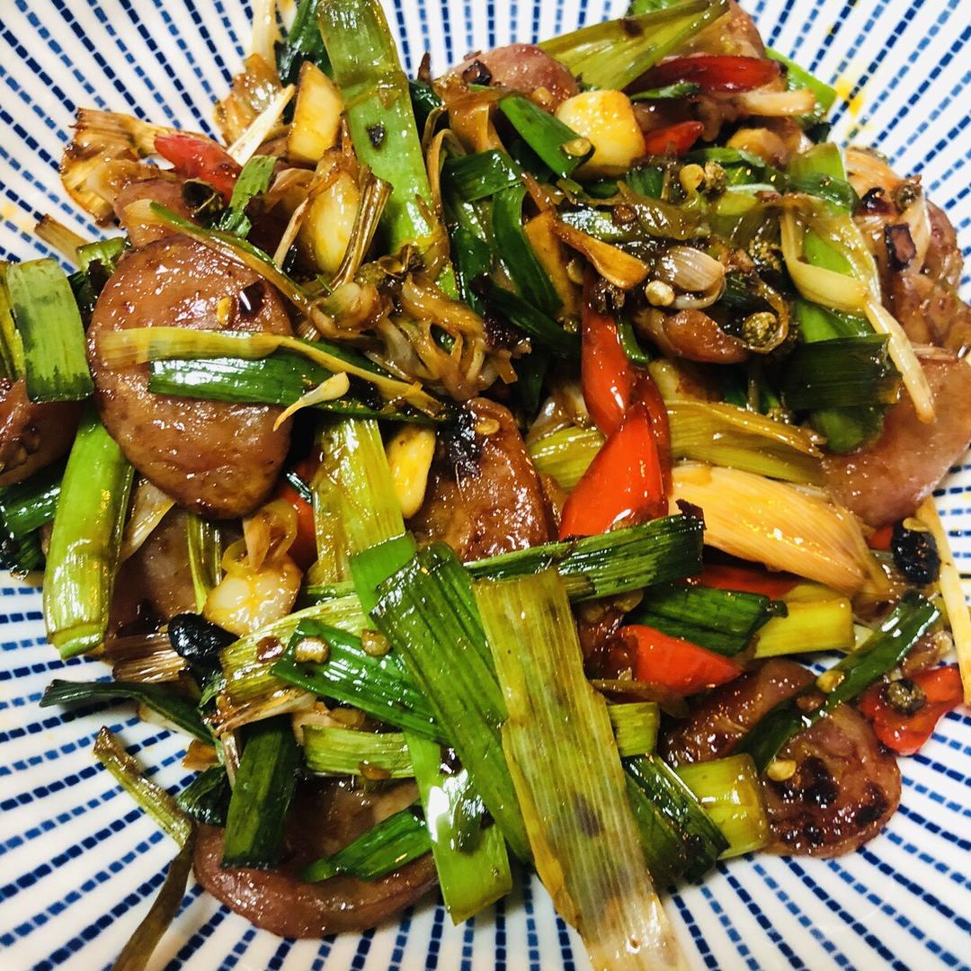 ㊙️腊味‼️豉香腊肠炒蒜苗‼️家常菜