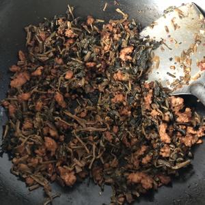 吃馒头神器——猪肉沫梅干菜的做法 步骤5