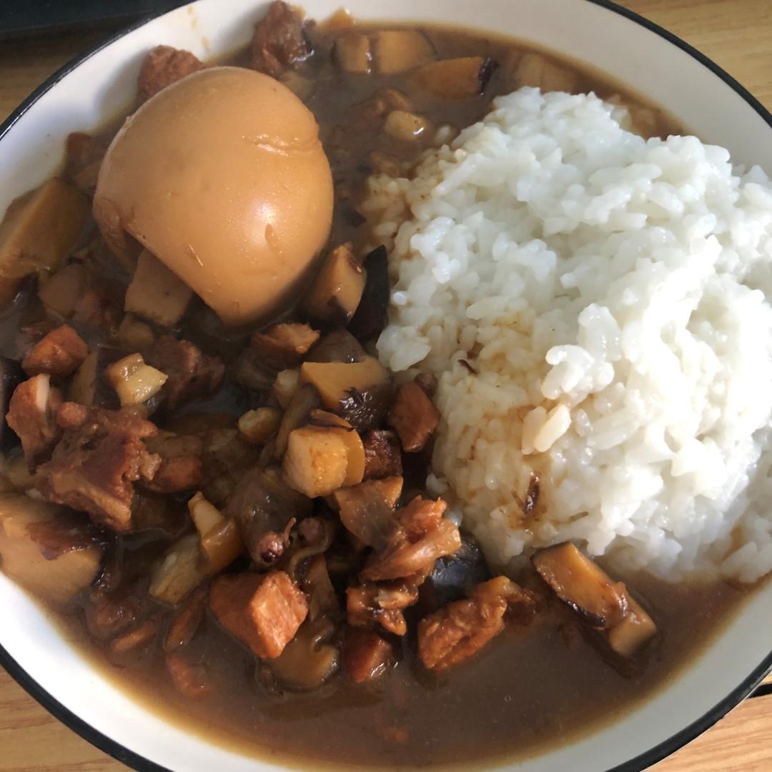 好吃到停不下来的卤肉饭