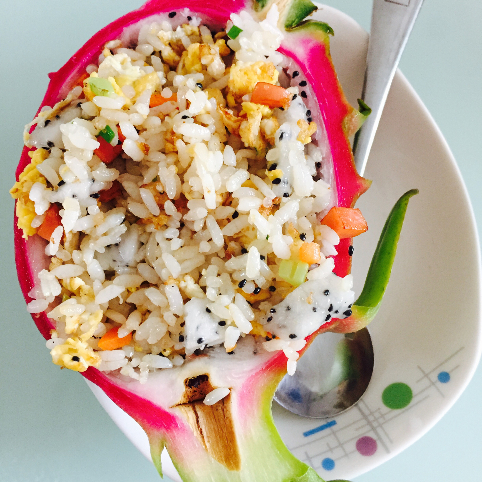 清爽火龙果炒饭