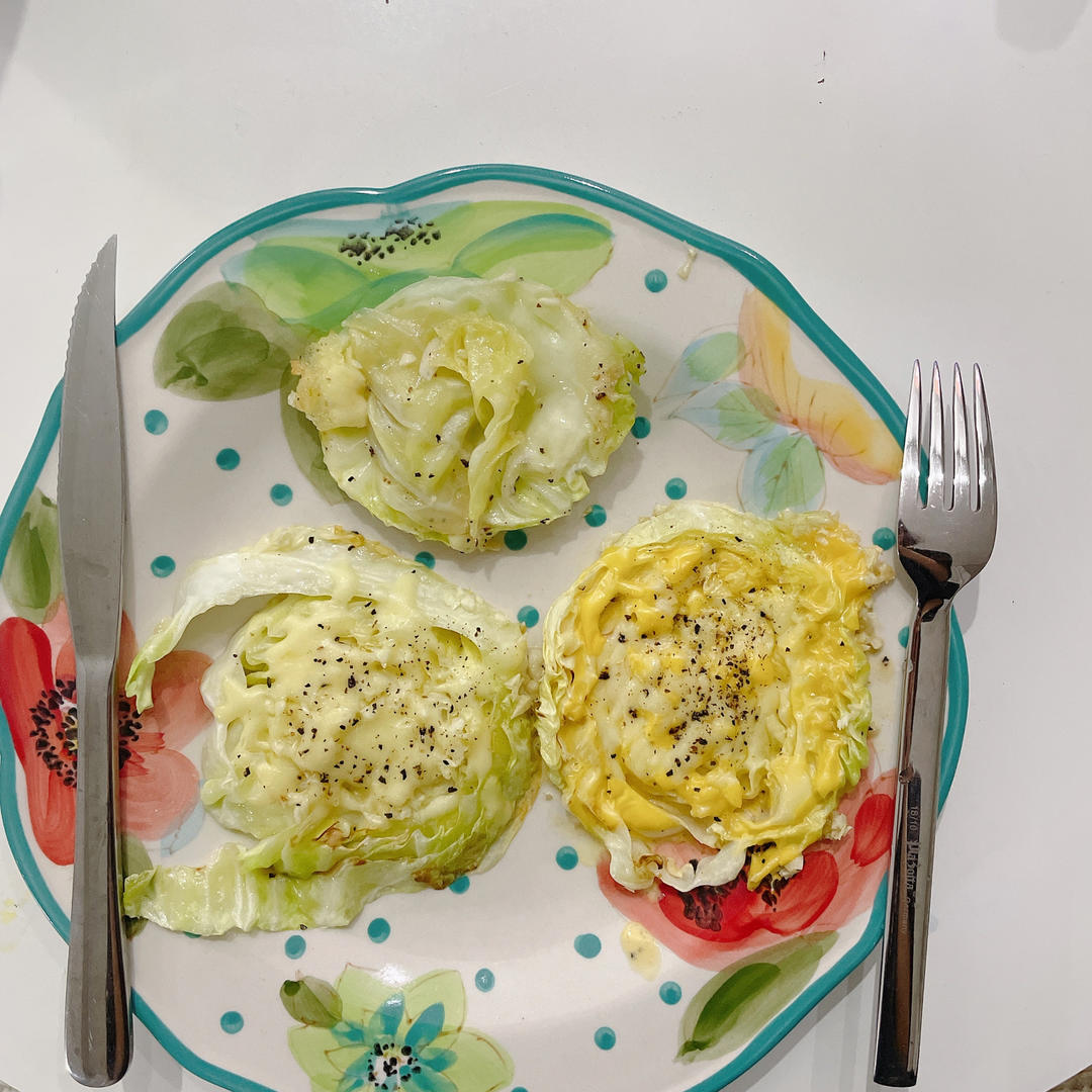 我不是饿了是馋了。