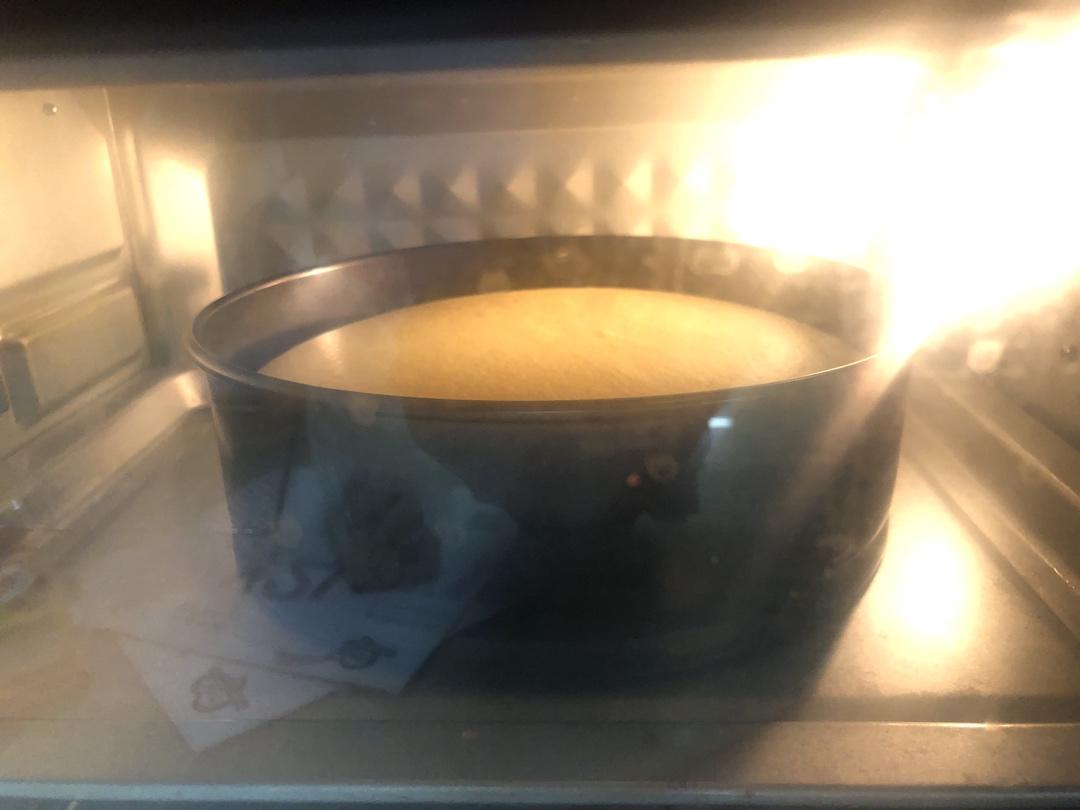 烤箱做蛋糕（戚风蛋糕的做法）