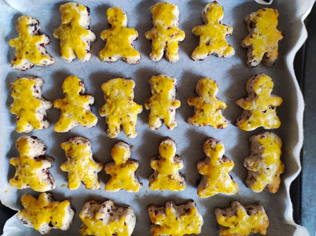 消耗淡奶油的司康