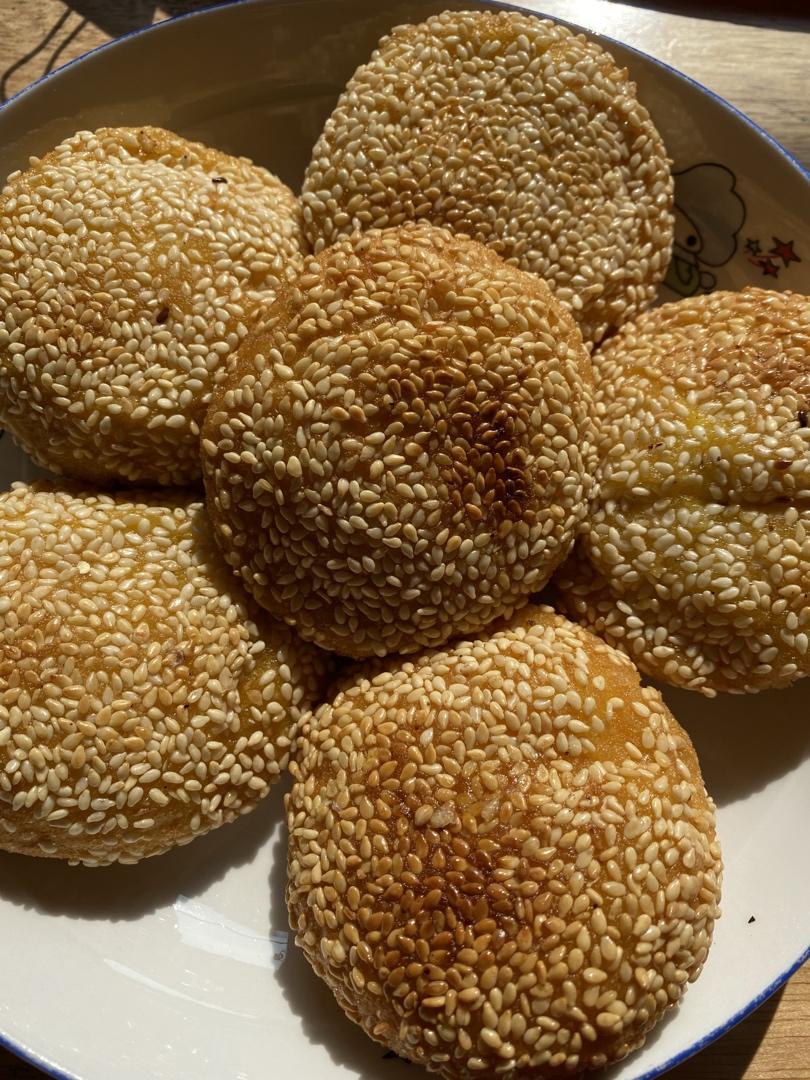 一口爆浆的南瓜饼