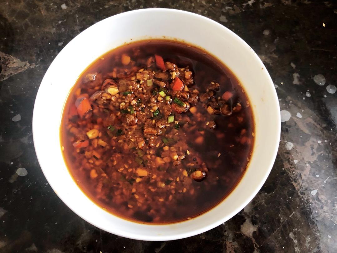 饺子蘸料 香辣酱 酱汁 万能酱（简单快捷）