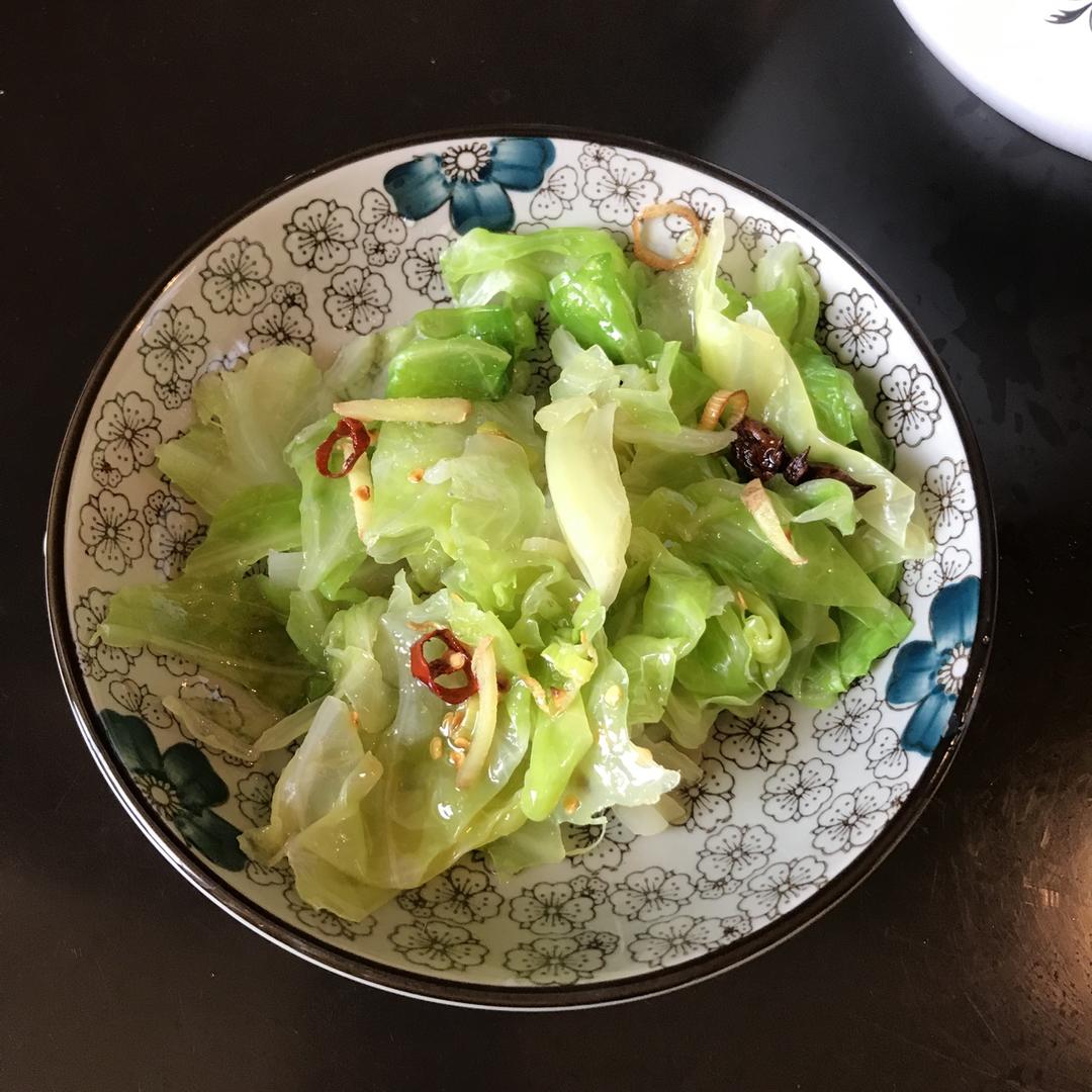 炝拌圆白菜