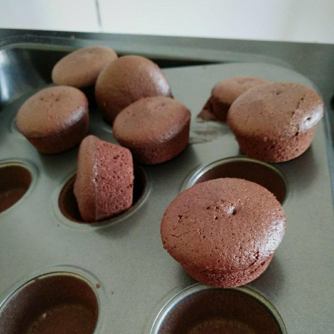 这是我最喜欢的一道巧克力海绵蛋糕